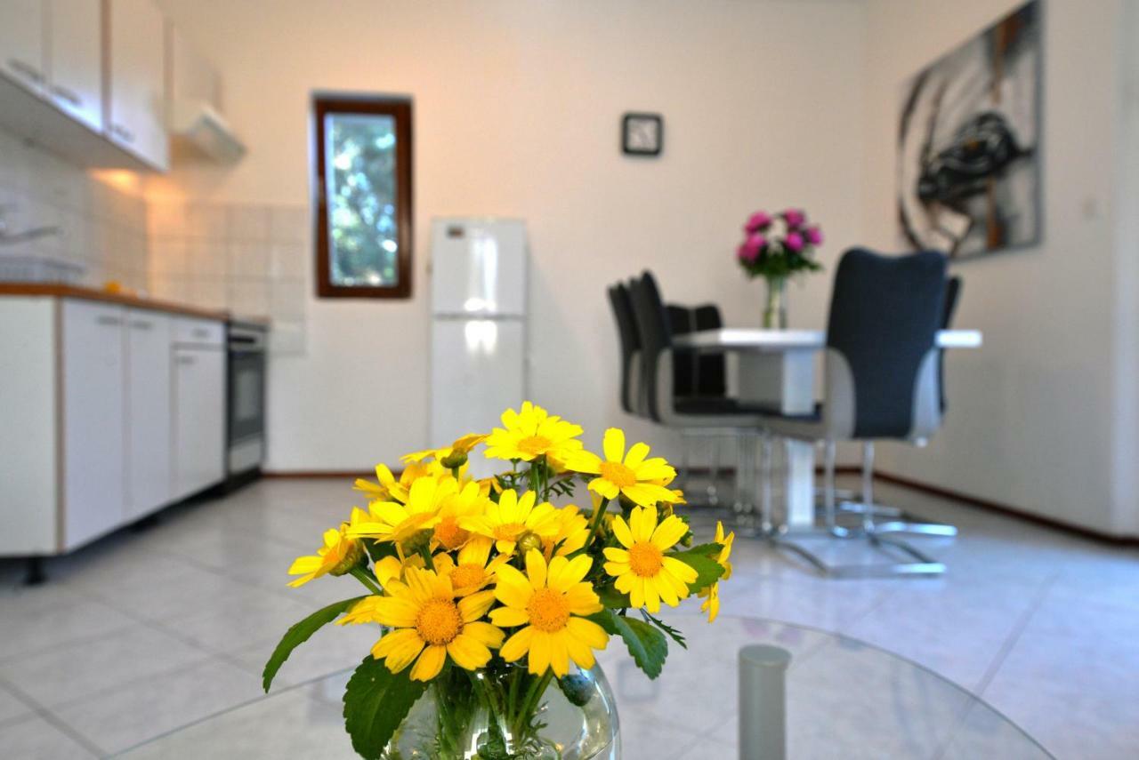 Apartment In Murter Dış mekan fotoğraf