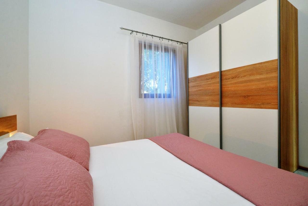 Apartment In Murter Dış mekan fotoğraf